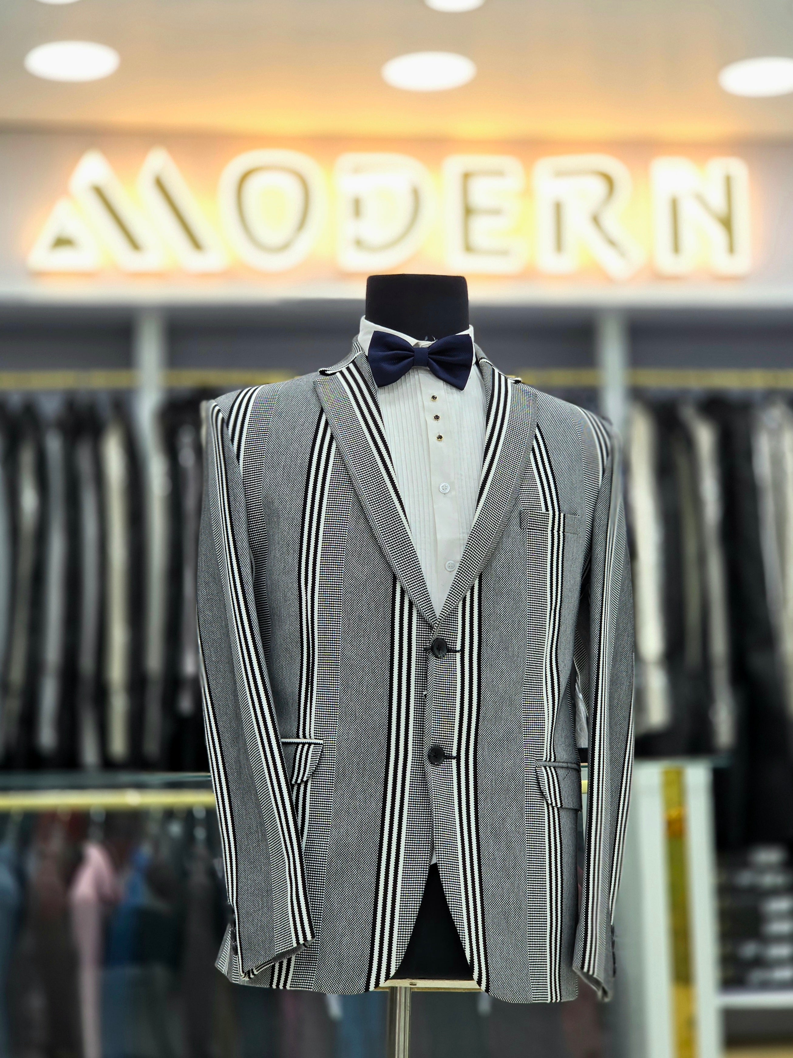Zebra inspired grey coloured lining blazer