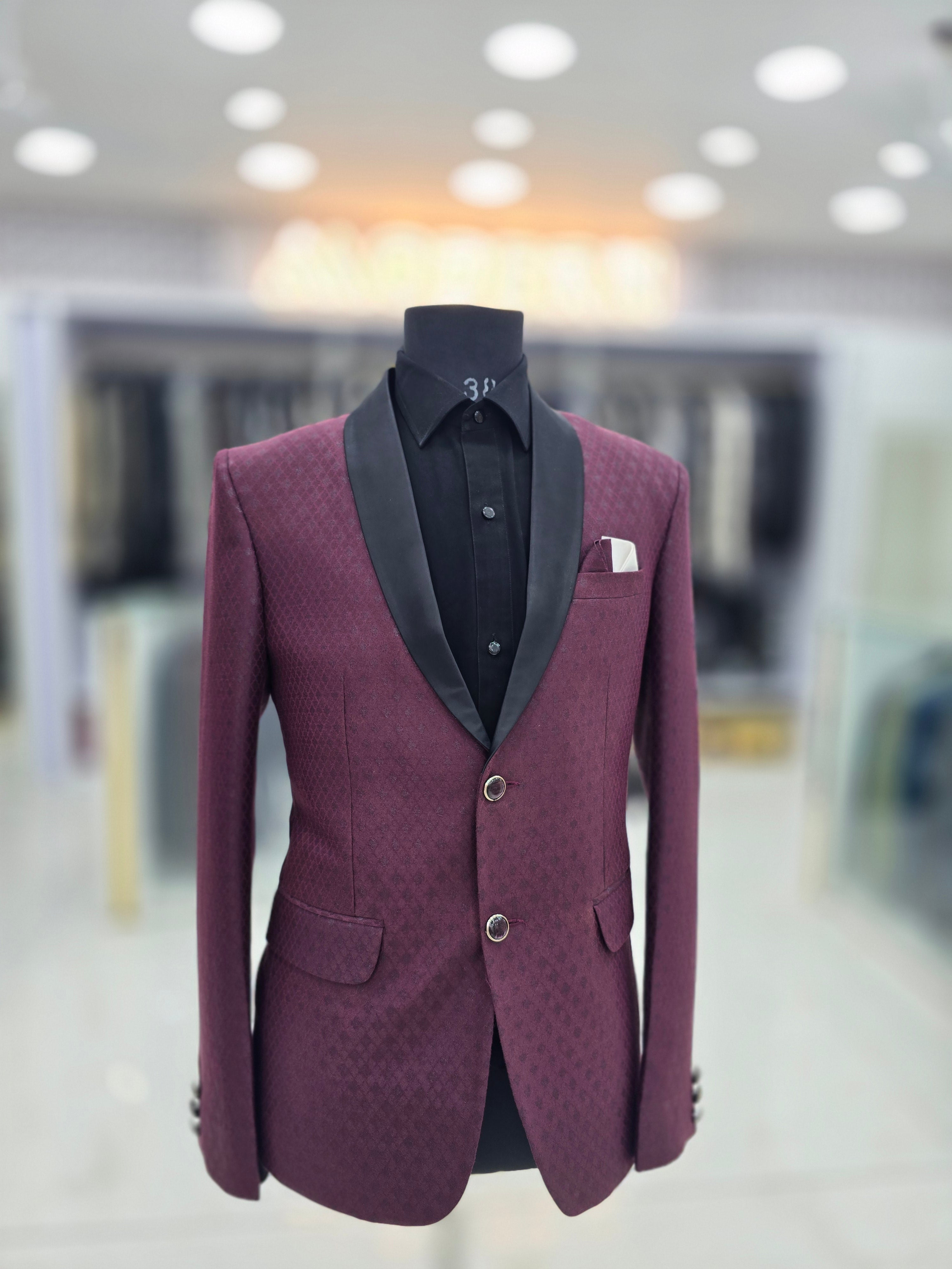 Cherry coloured self design Tuxedo blazer